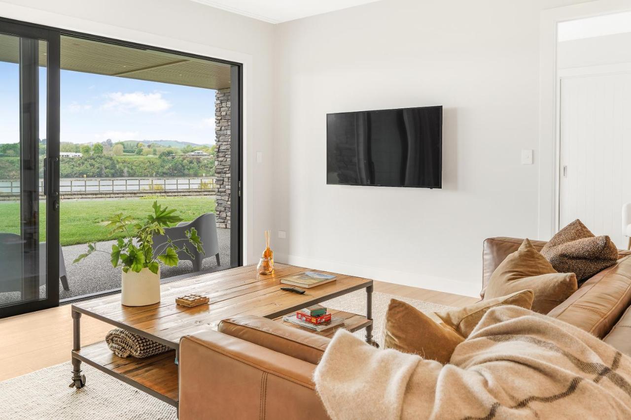 Lakeside Karapiro Downstairs Apartment Cambridge Exterior photo