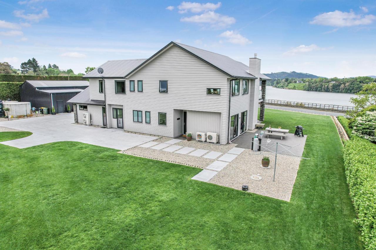Lakeside Karapiro Downstairs Apartment Cambridge Exterior photo